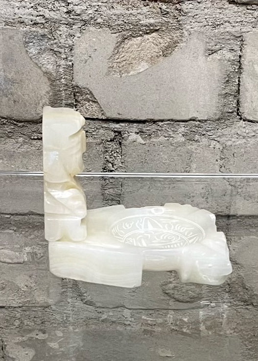 Rare Vintage Hand Carved Mayan Aztec Alabaster Marble Ashtray/Smoke Tray/Holder   Perfect as an ashtray, smudge stick holder, incense holder, trinkets/treasures, crystals holder 