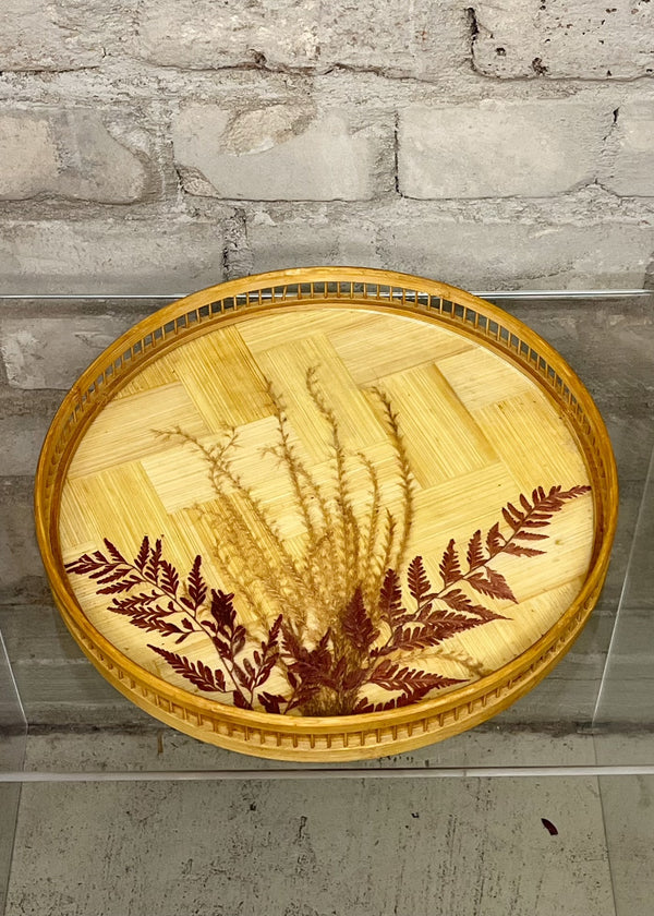 Beautiful Vintage Wooden Tray with Dried Flowers & Glass Plate Excellent Condition  D: ca. 29cm